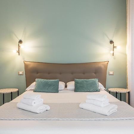 קליארי Orma Design Rooms - Historic Centre מראה חיצוני תמונה
