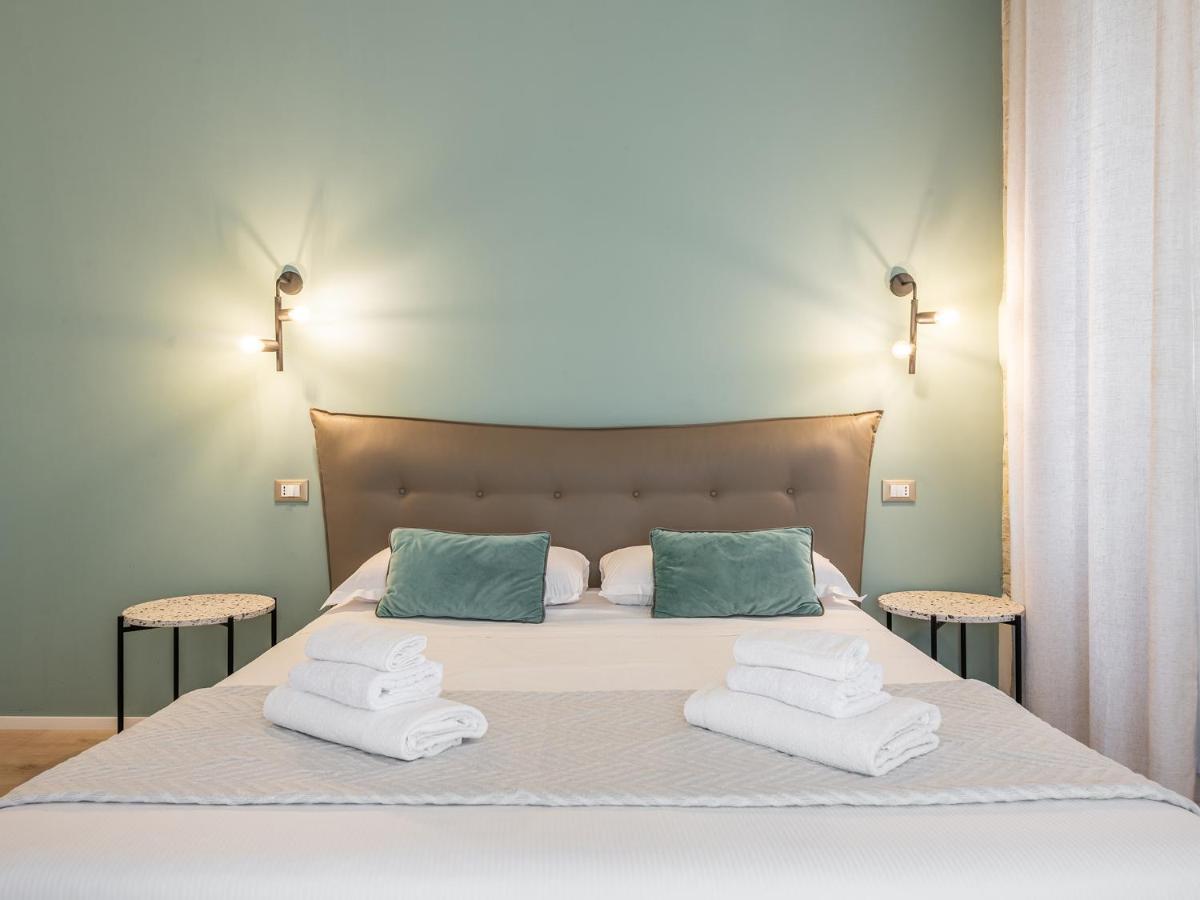 קליארי Orma Design Rooms - Historic Centre מראה חיצוני תמונה