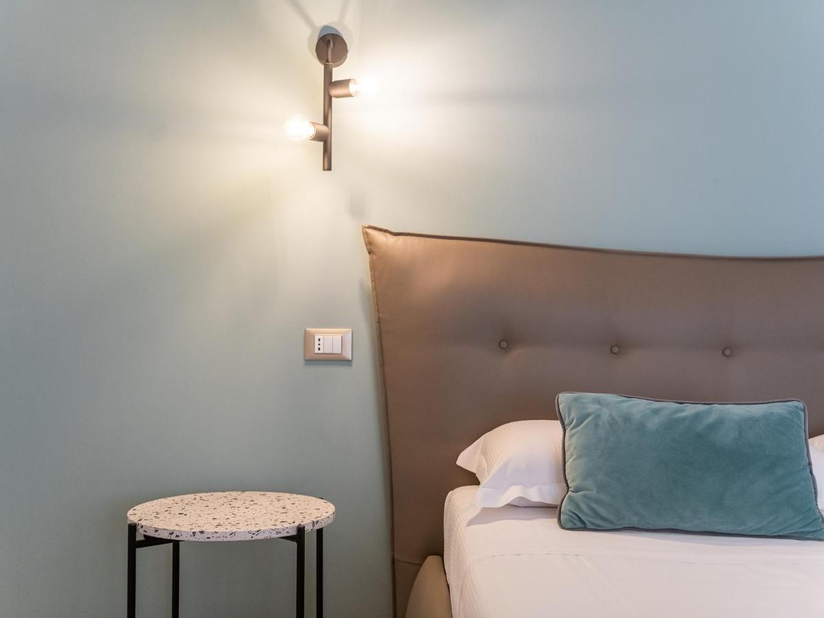 קליארי Orma Design Rooms - Historic Centre מראה חיצוני תמונה