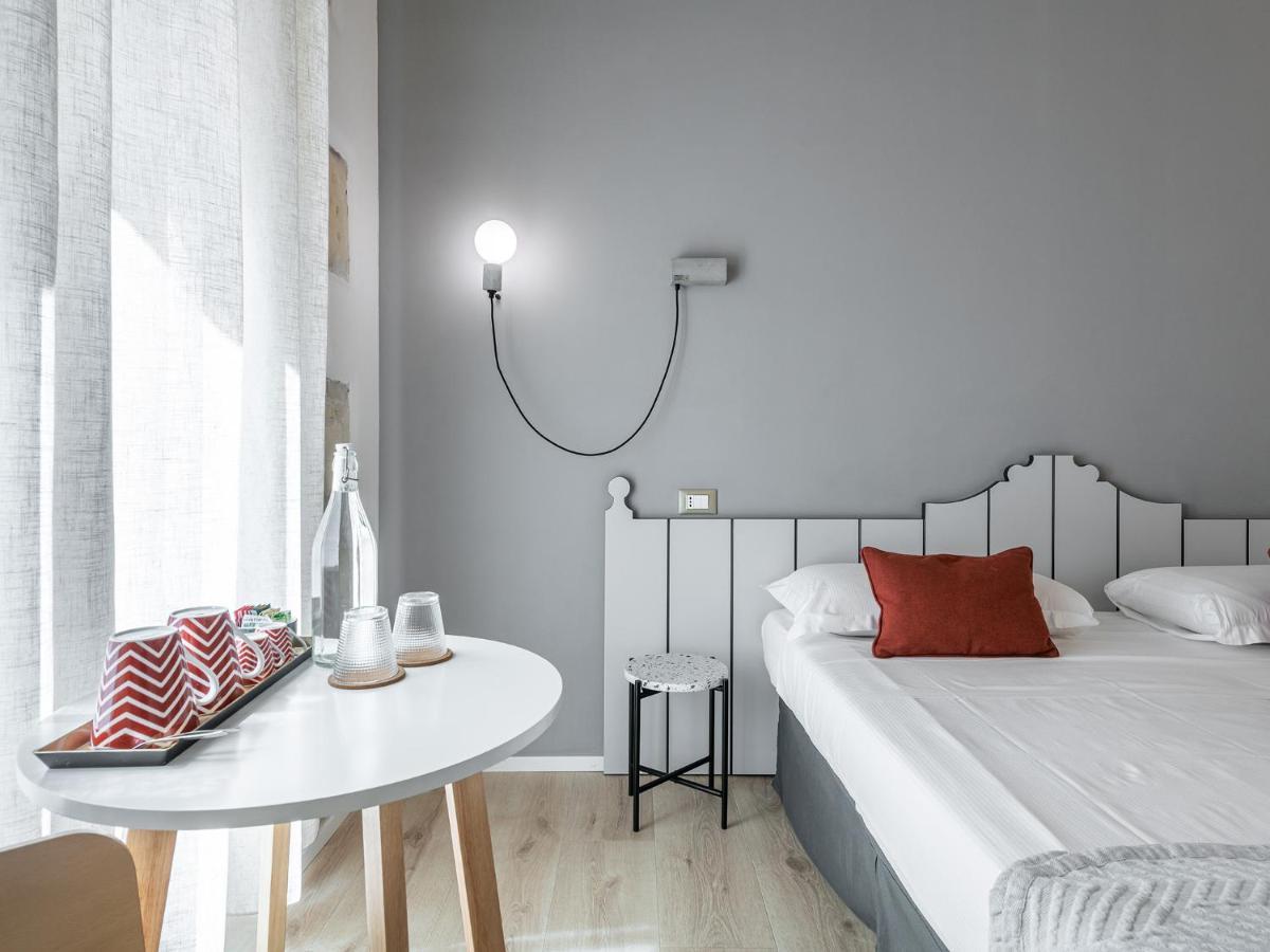 קליארי Orma Design Rooms - Historic Centre מראה חיצוני תמונה
